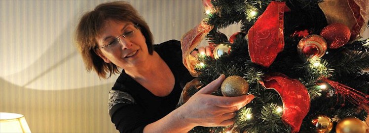 The Christmas Decorators